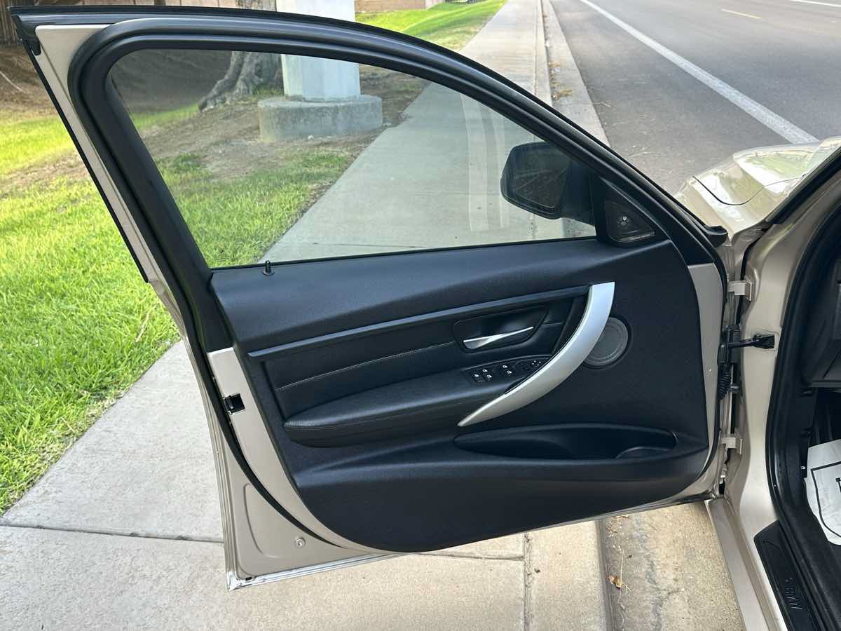 Used 2013 BMW 328i Sedan RWD image 51