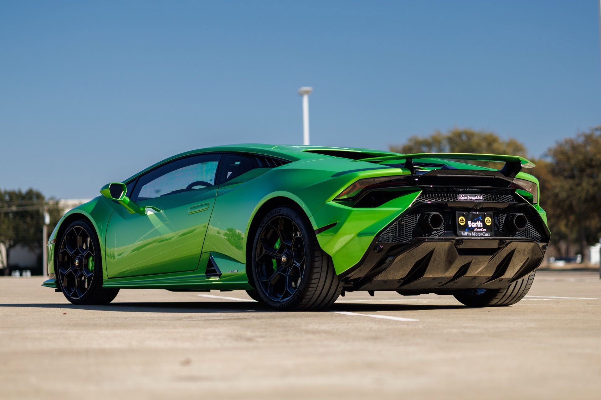Used 2023 Lamborghini Huracan Tecnica image 9