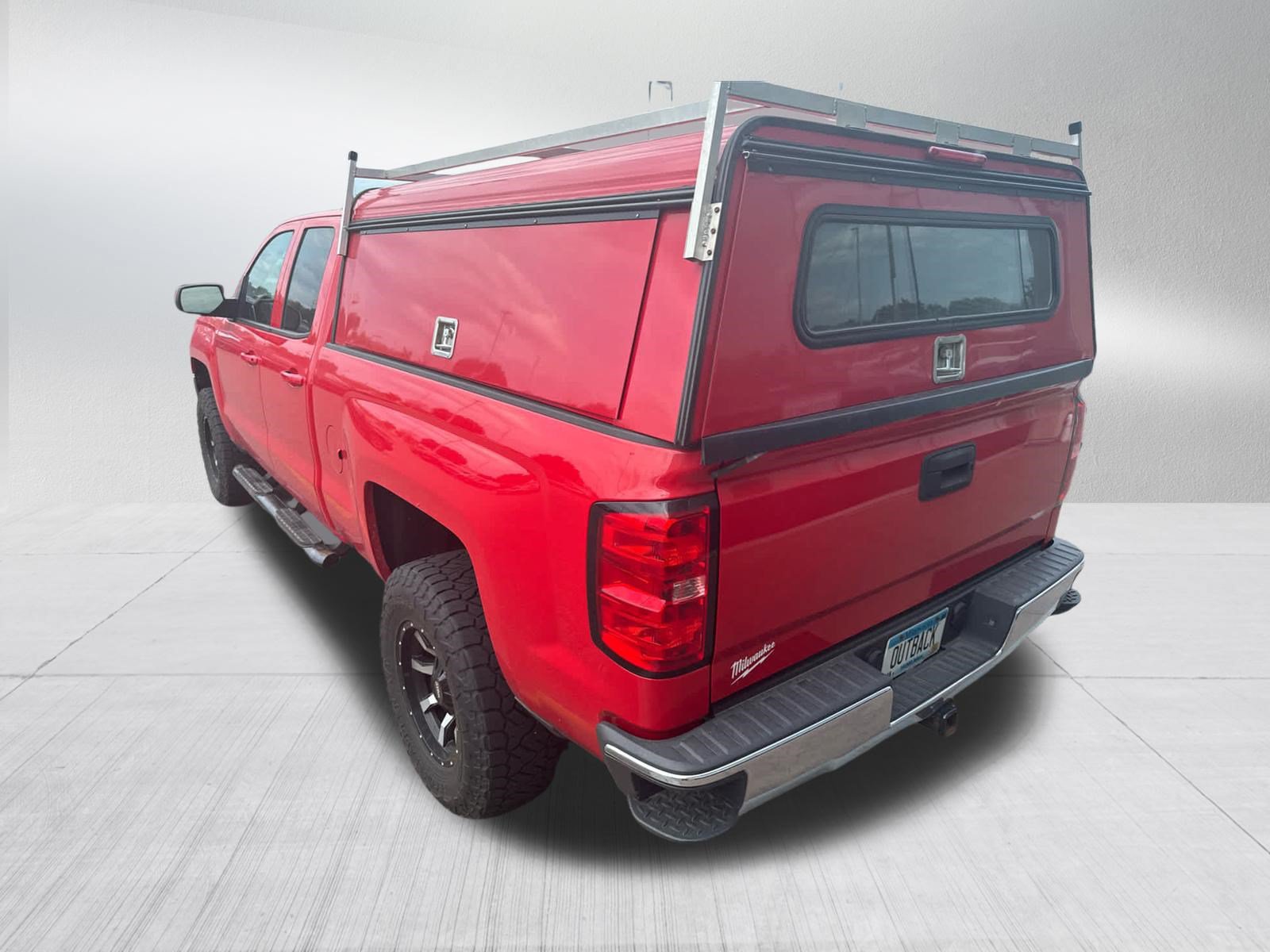 Used 2017 Chevrolet Silverado 1500 LT w/ All Star Edition AWD/4WD image 4