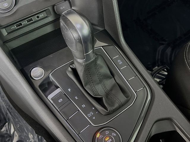 Used 2019 Volkswagen Tiguan SE image 23