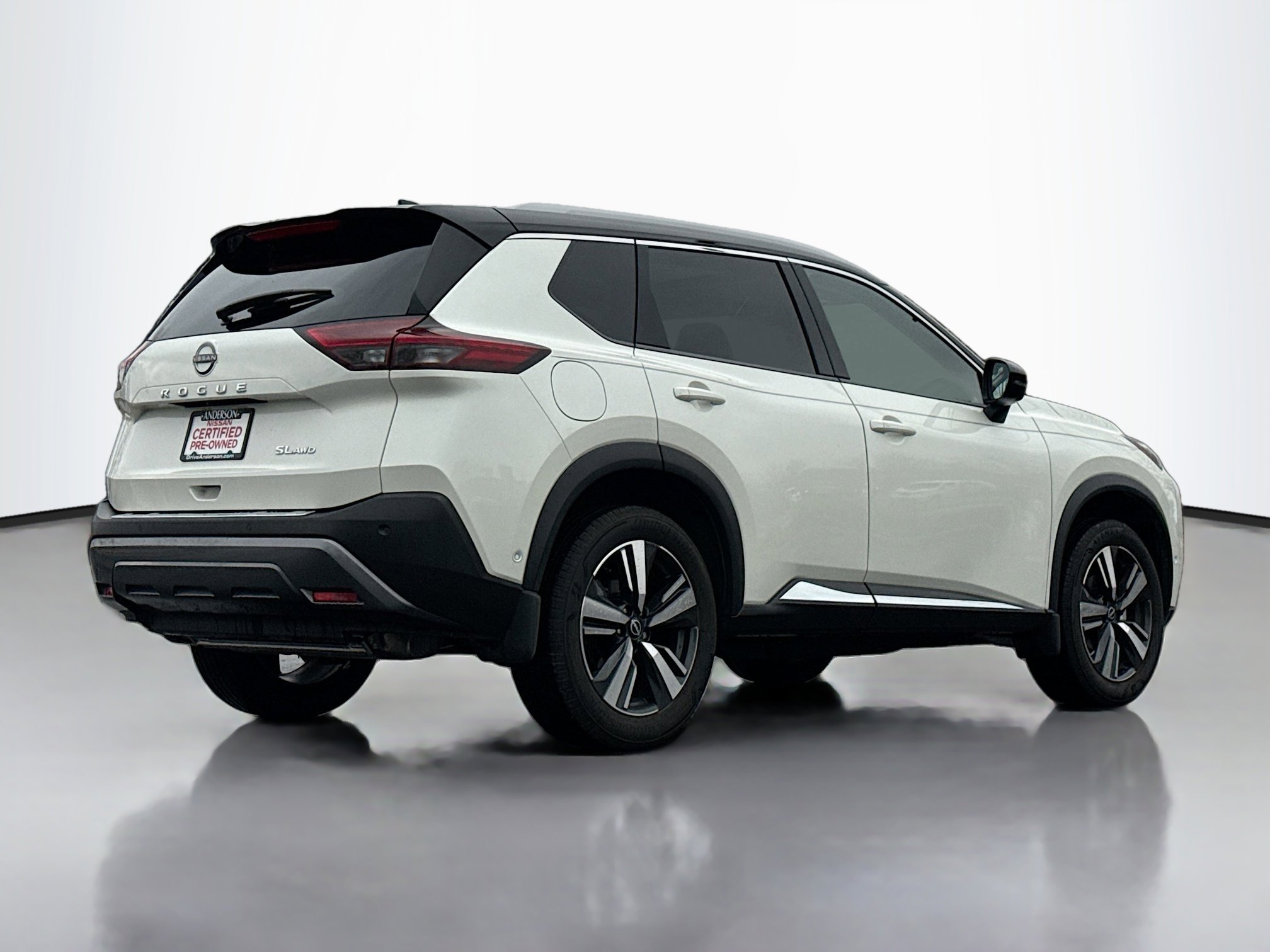 Certified 2023 Nissan Rogue SL w/ SL Premium Package image 2