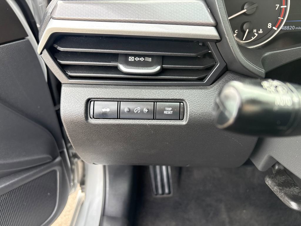 Used 2024 Nissan Altima 2.5 SR image 12