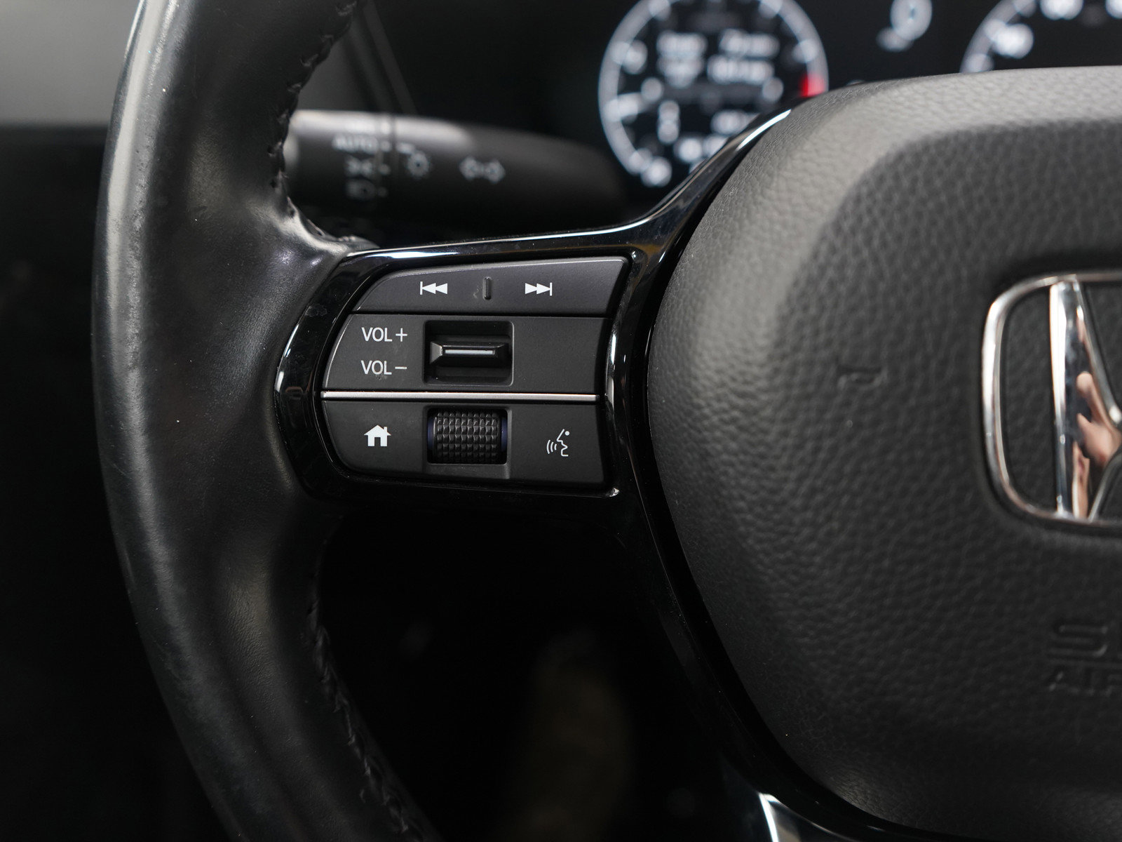 Used 2023 Honda CR-V EX-L image 25