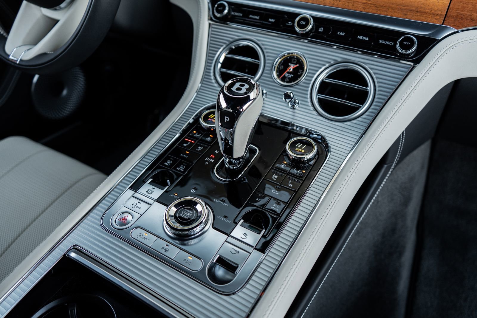 Certified 2023 Bentley Continental GT Azure image 42