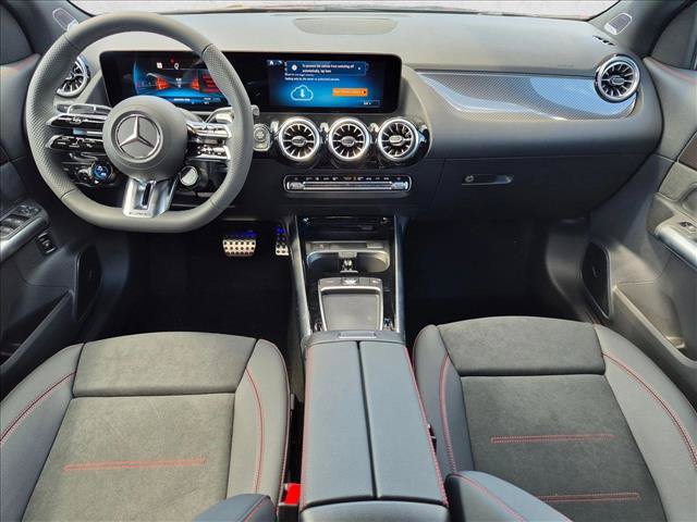 New 2026 Mercedes-Benz GLA 35 AMG 4MATIC image 14