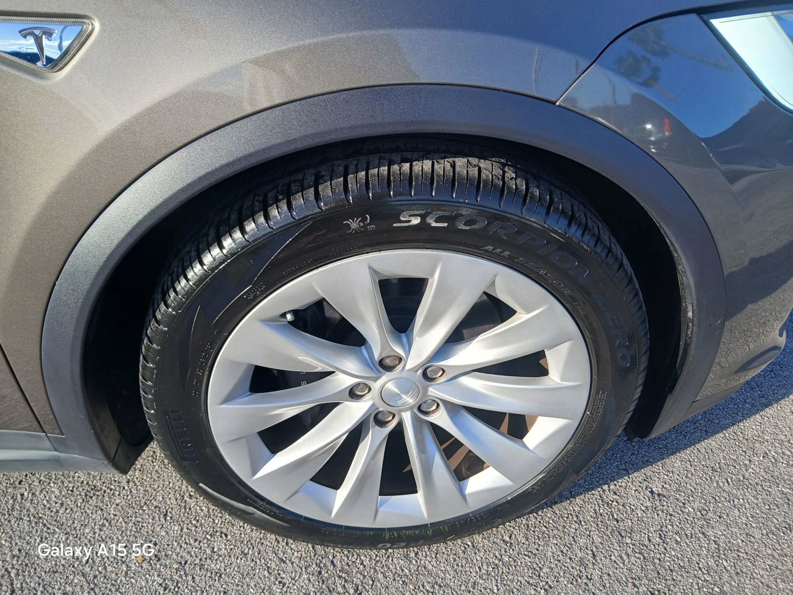 Used 2016 Tesla Model X 90D image 19