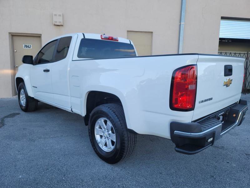 Used 2016 Chevrolet Colorado W/T RWD image 3