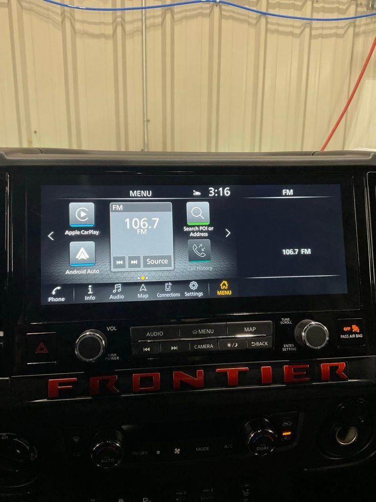 Used 2025 Nissan Frontier PRO-4X w/ Pro Premium Package image 18