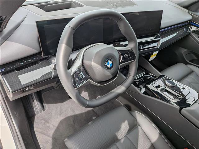Used 2026 BMW 530i xDrive w/ Premium Package image 10