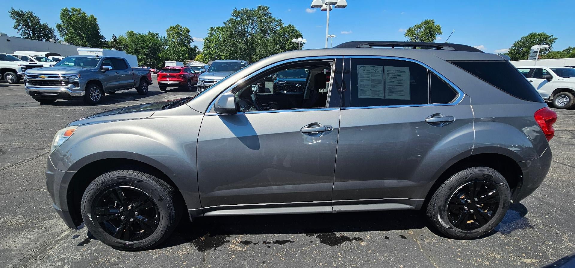 Used 2012 Chevrolet Equinox LT w/ Driver Convenience Package FWD image 3