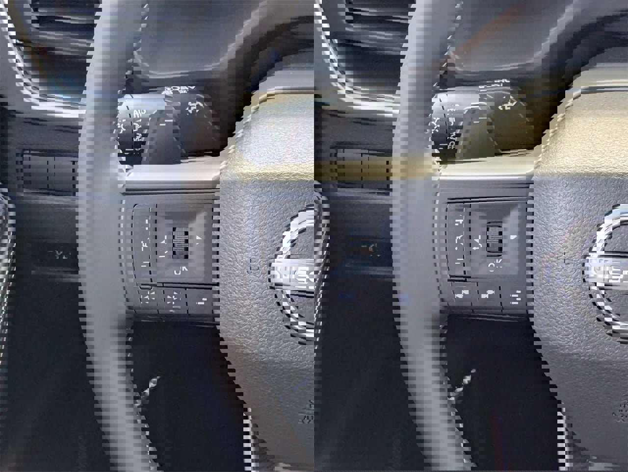 New 2026 Nissan Rogue SV image 25