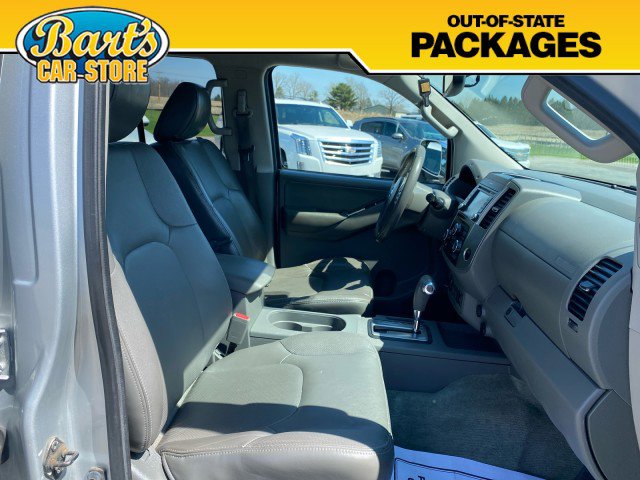 Used 2013 Nissan Frontier SL w/ Moonroof Pkg image 15