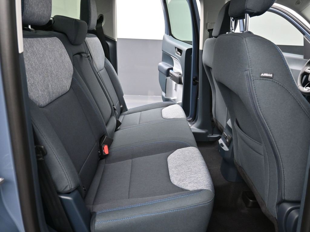 New 2025 Ford Maverick XLT w/ XLT Luxury Package image 10