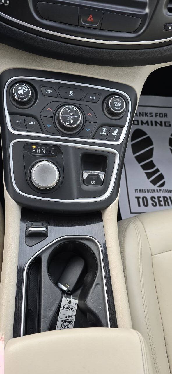 Used 2016 Chrysler 200 C w/ Navigation & Sound Group I FWD image 24