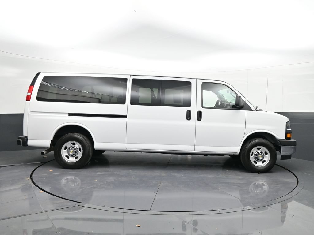 Certified 2024 Chevrolet Express 3500 LT w/ LT Preferred Equipment Group RWD image 6