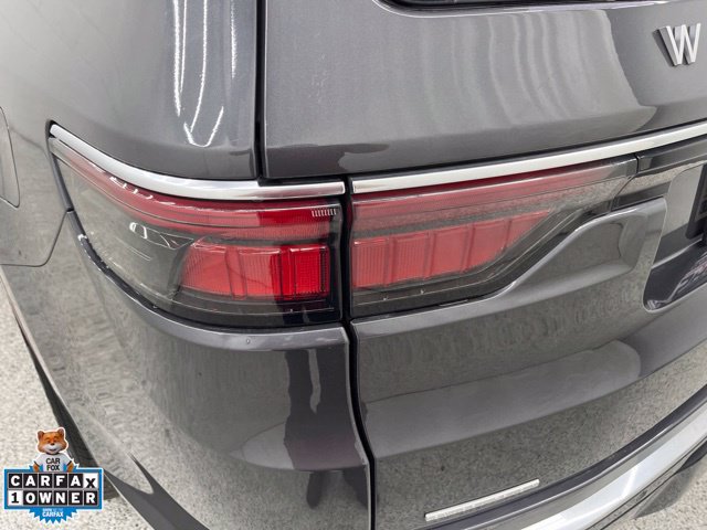 Used 2022 Jeep Wagoneer Series II AWD/4WD image 6