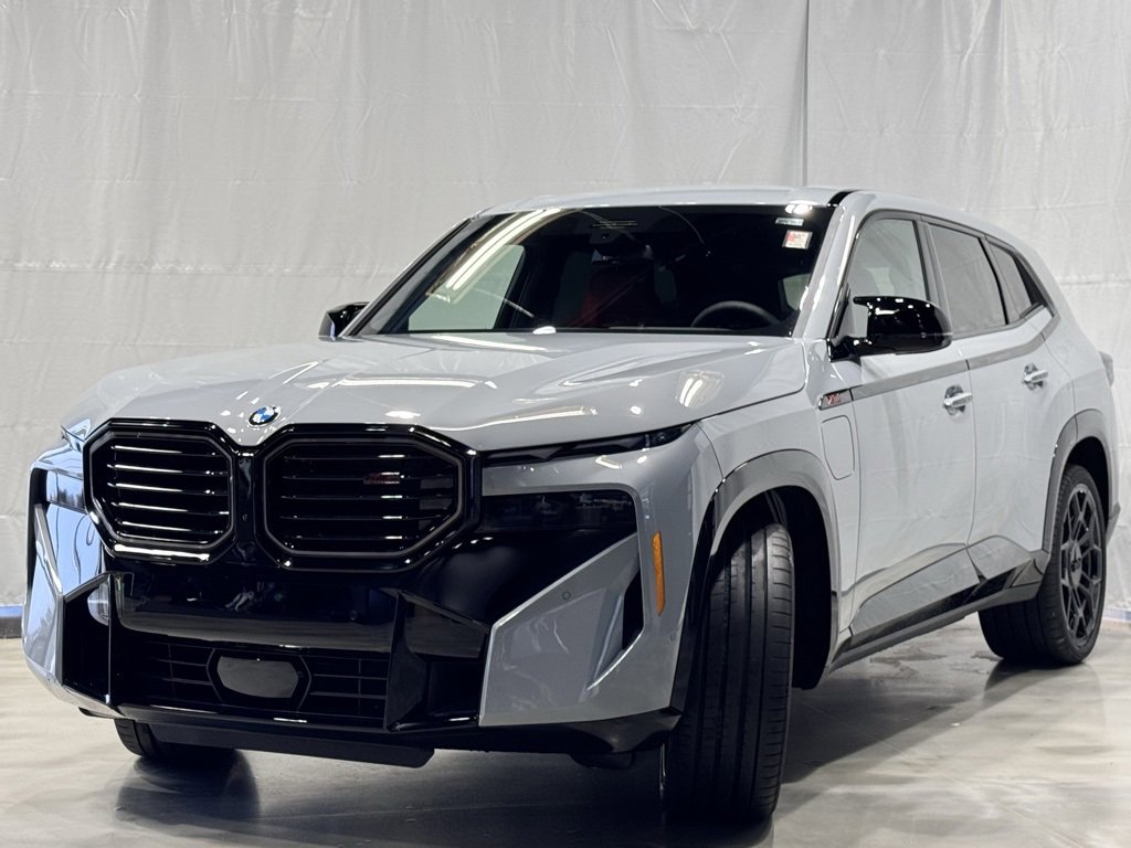 New 2026 BMW XM Label Red image 3