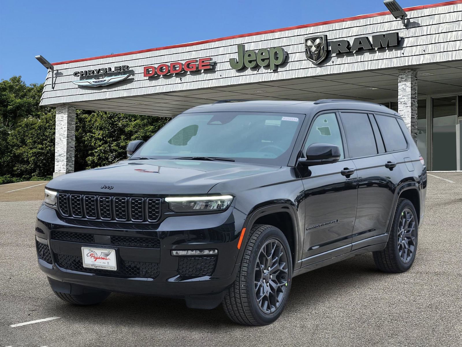 New 2025 Jeep Grand Cherokee L Summit w/ Obsidian Package image 2