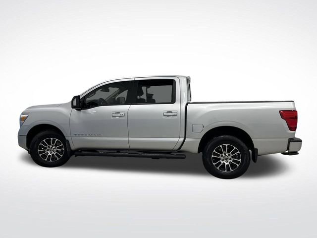 Used 2020 Nissan Titan SV w/ SV Convenience Package image 12