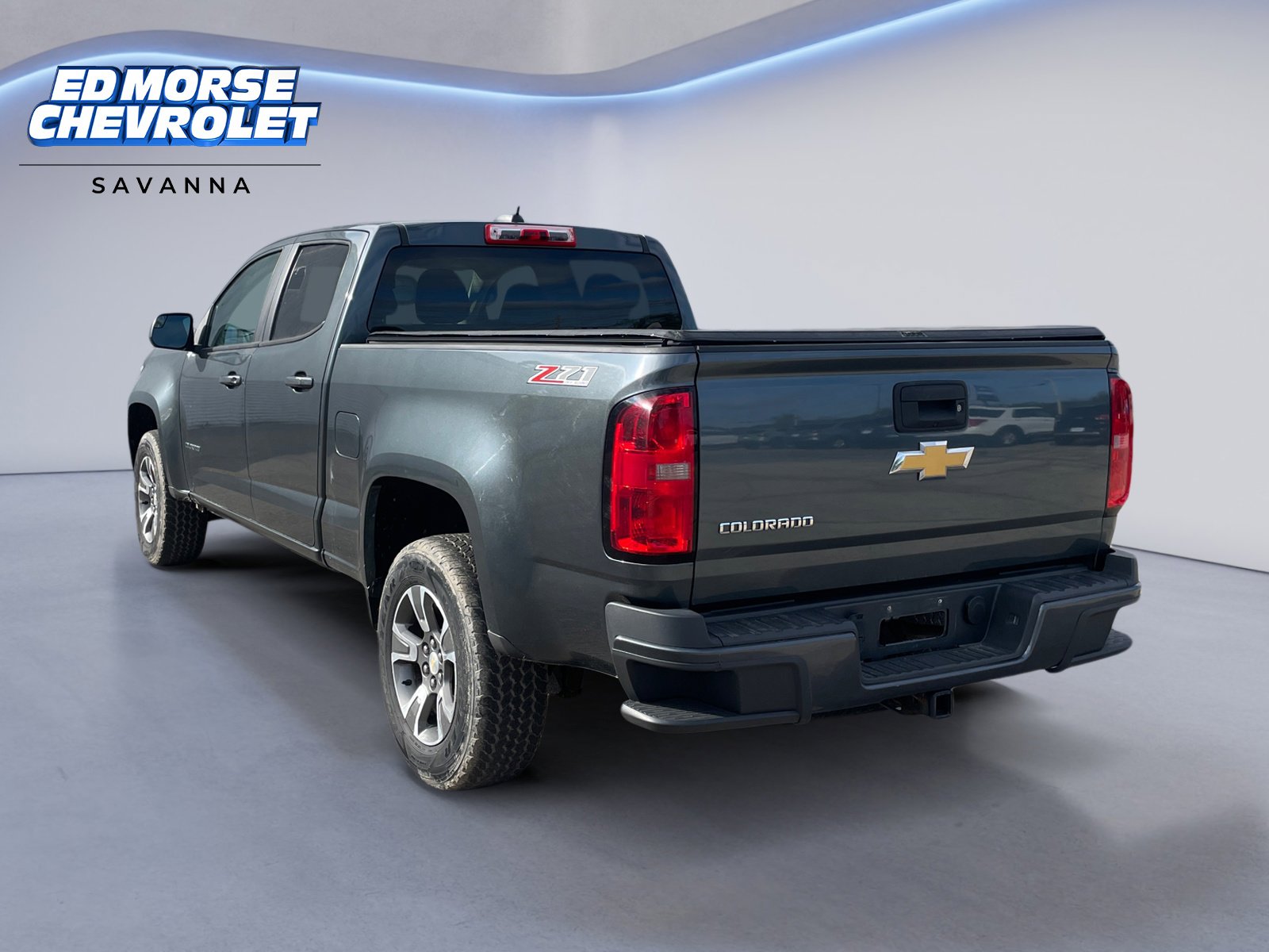 Used 2015 Chevrolet Colorado Z71 AWD/4WD image 3
