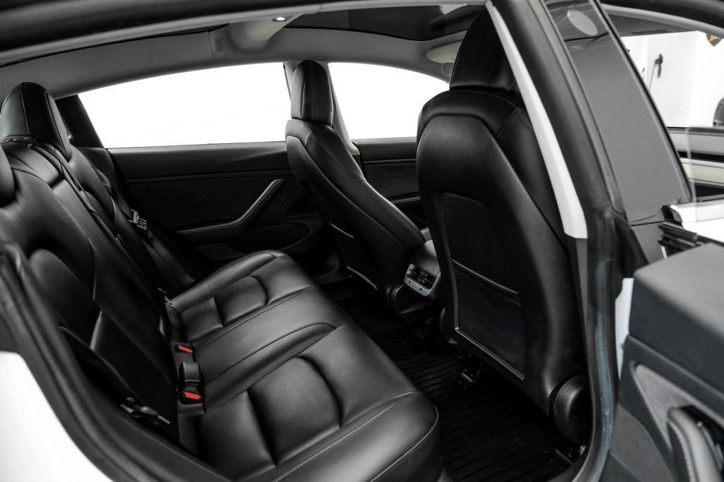 Used 2019 Tesla Model 3 Long Range RWD image 31