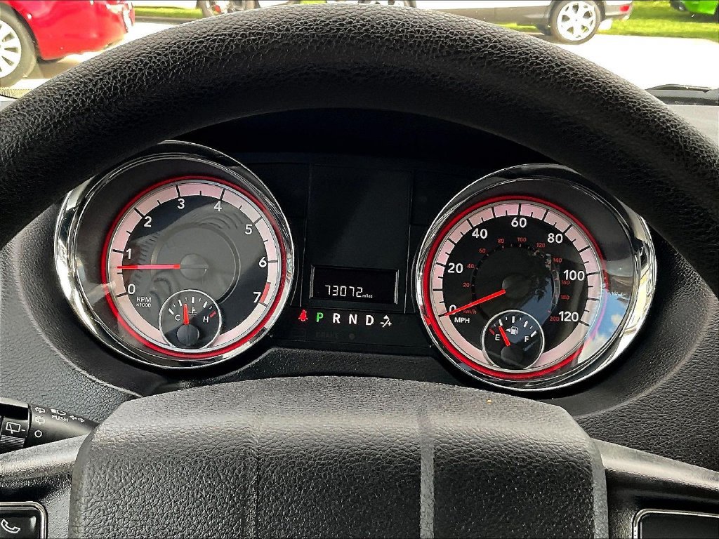 Used 2019 Dodge Grand Caravan SE w/ UConnect Hands-Free Group FWD image 13