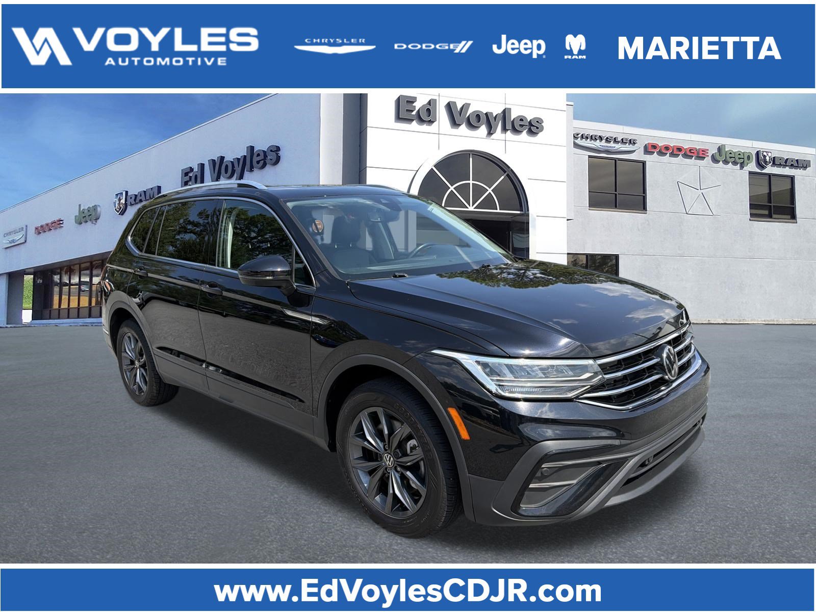 Used 2022 Volkswagen Tiguan SE FWD image 1