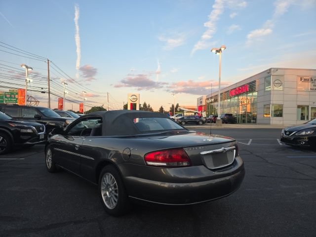 Used 2004 Chrysler Sebring LX FWD image 21