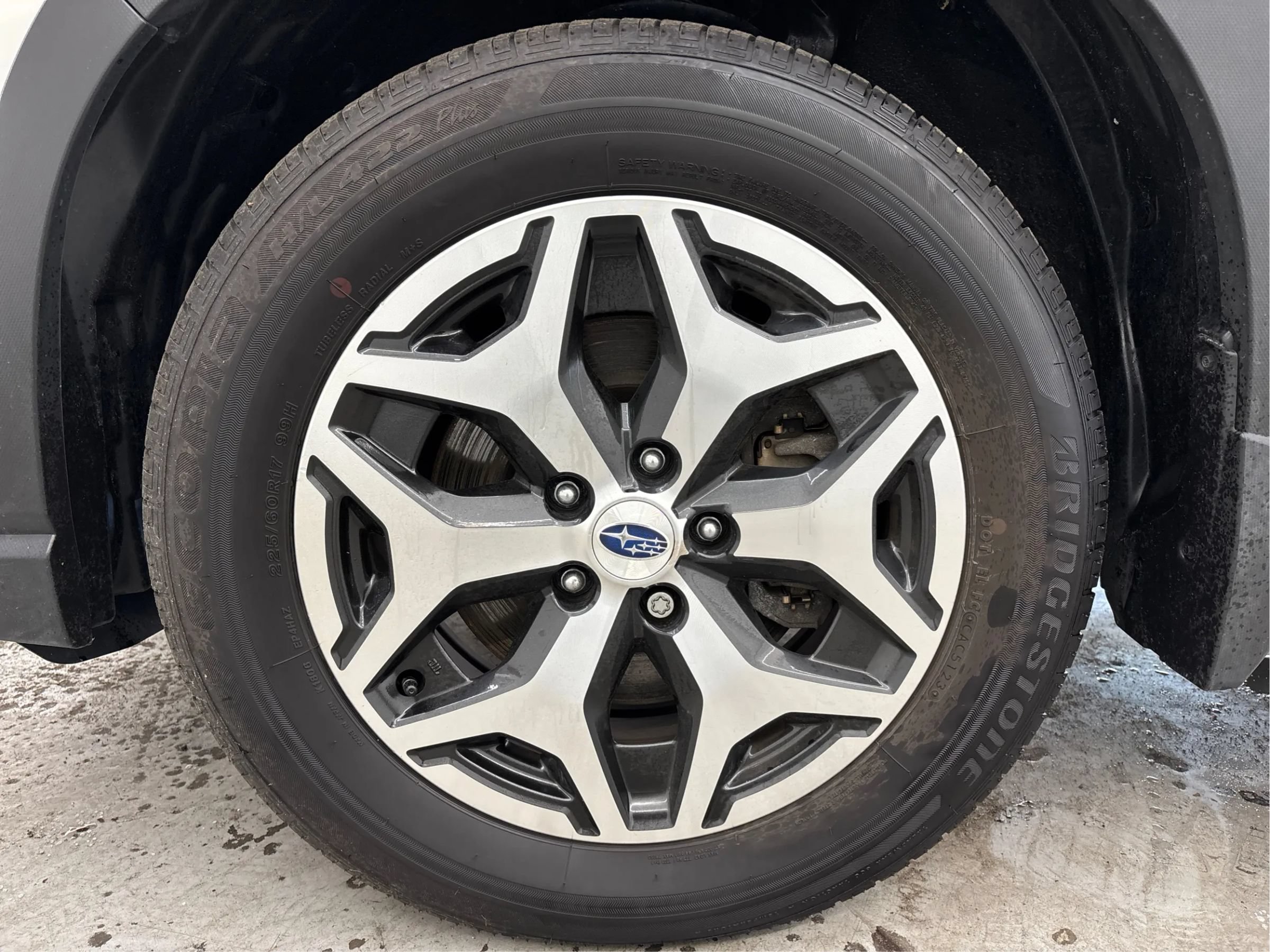 Used 2024 Subaru Forester Premium AWD/4WD image 30