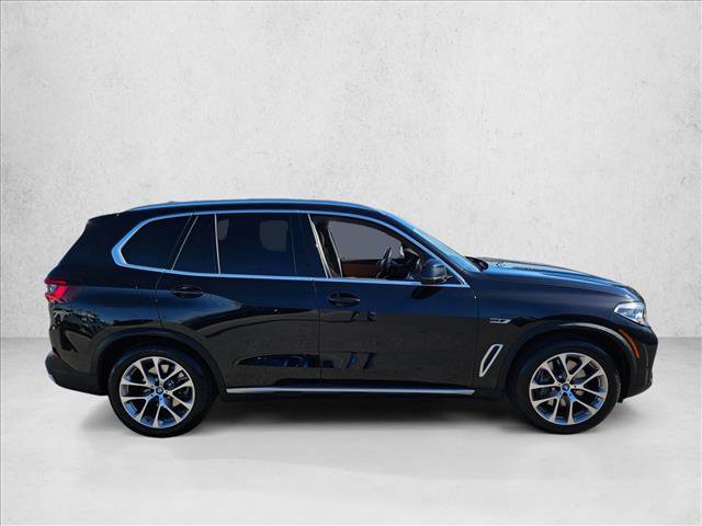 Certified 2023 BMW X5 xDrive45e w/ Executive Package image 4
