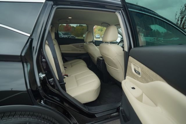 Used 2024 Nissan Murano SV image 22