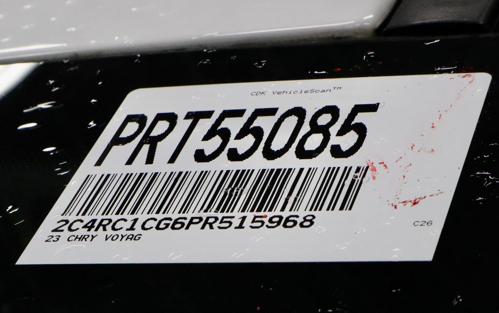 Used 2023 Chrysler Voyager LX image 31