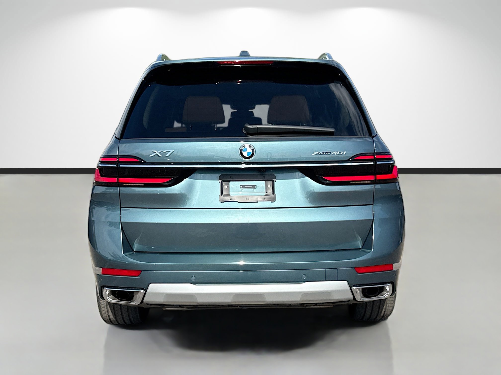 Used 2026 BMW X7 xDrive40i AWD/4WD image 4