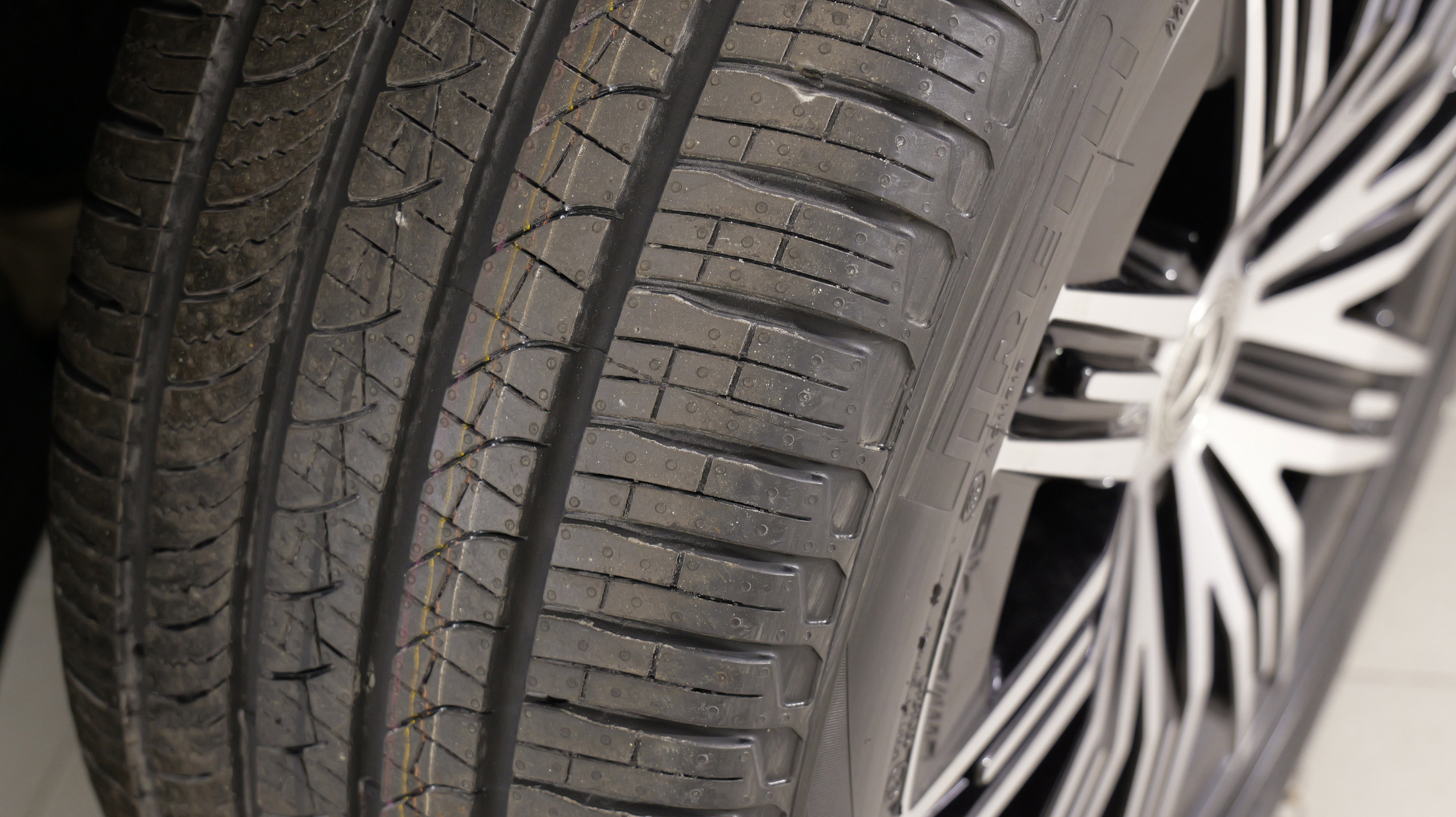 Used 2023 Mercedes-Benz EQS 580 4MATIC SUV image 77