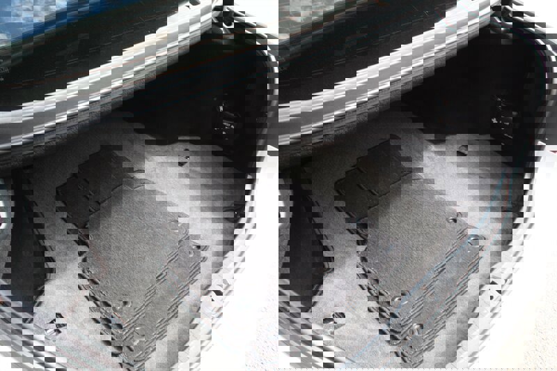 Used 2013 Lexus LS 460 w/ Comfort Pkg image 25