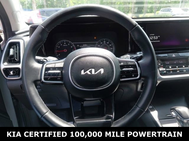 Certified 2023 Kia Sorento EX w/ Panoramic Sunroof Package FWD image 11
