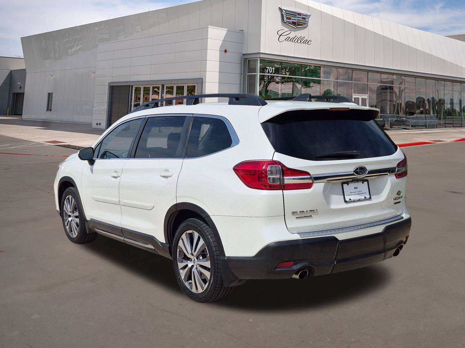Used 2020 Subaru Ascent Limited w/ Technology Package AWD/4WD image 4
