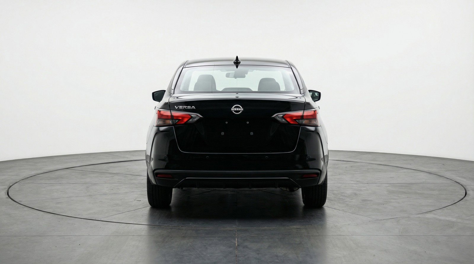 Used 2025 Nissan Versa SV FWD image 7
