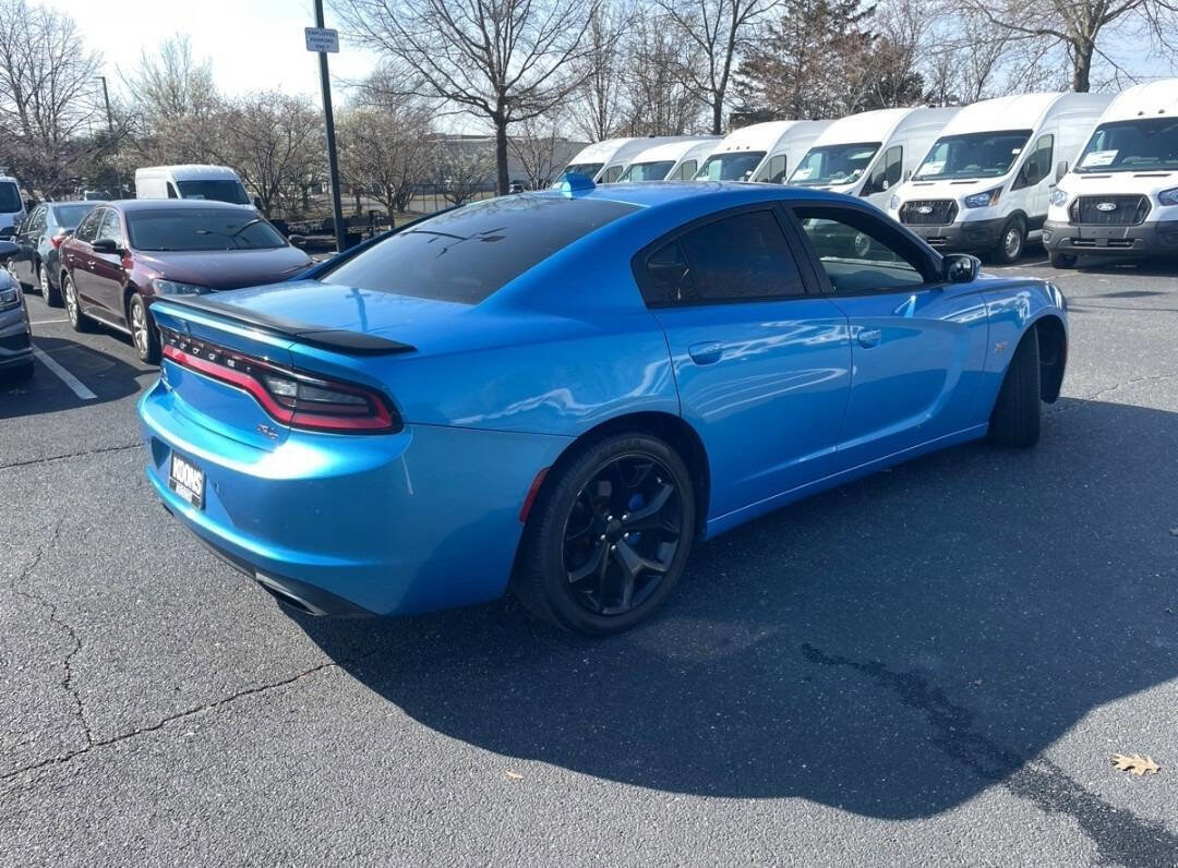 Used 2015 Dodge Charger R/T image 5