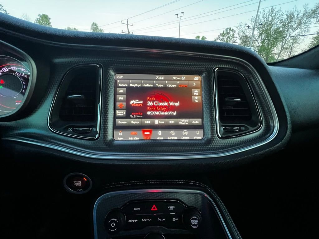 Used 2018 Dodge Challenger SRT Hellcat image 21