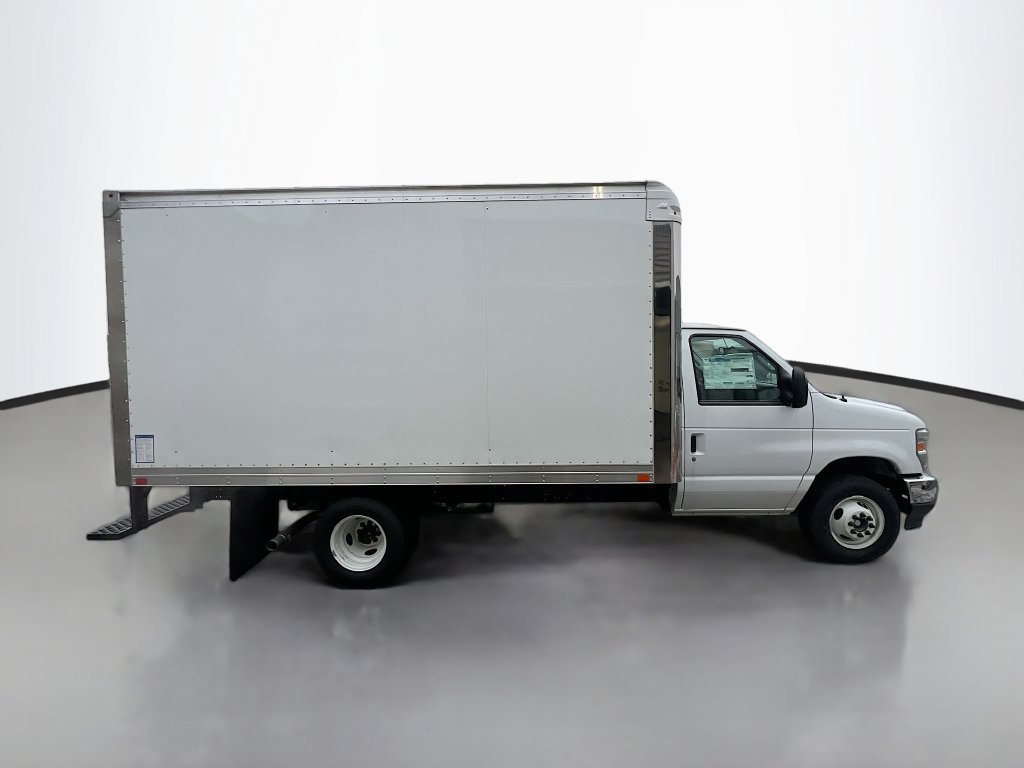 New 2025 Ford E-350 and Econoline 350 Super Duty w/ Interior Upgrade Package RWD image 17