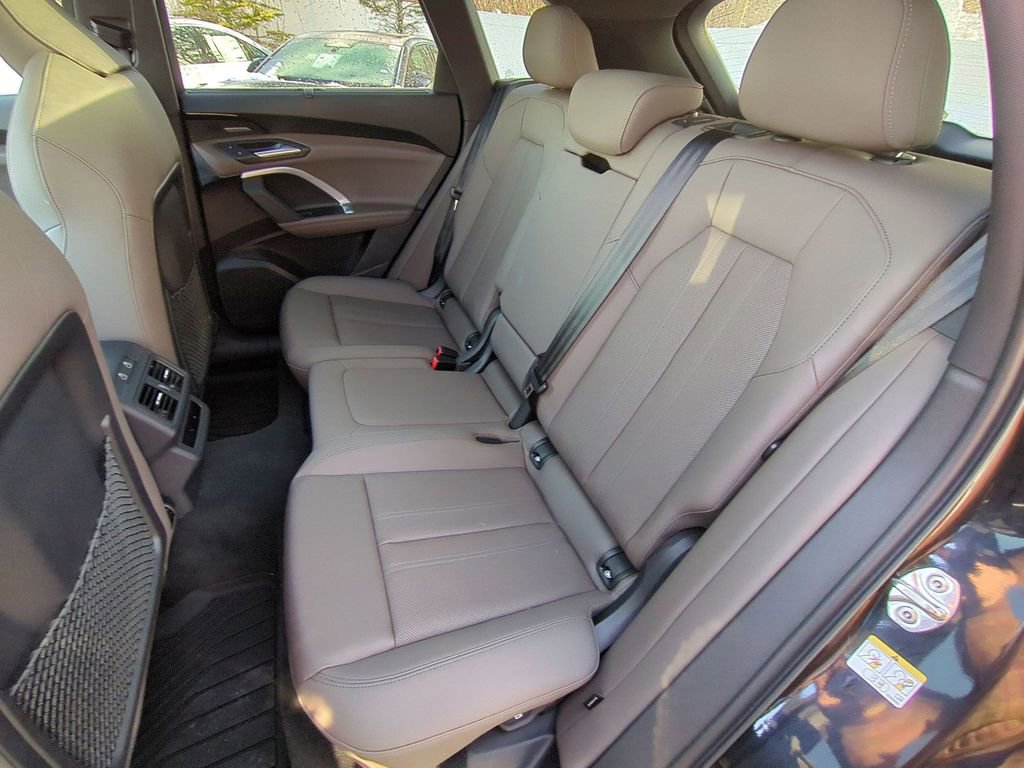 Certified 2025 Audi Q5 Premium Plus image 20