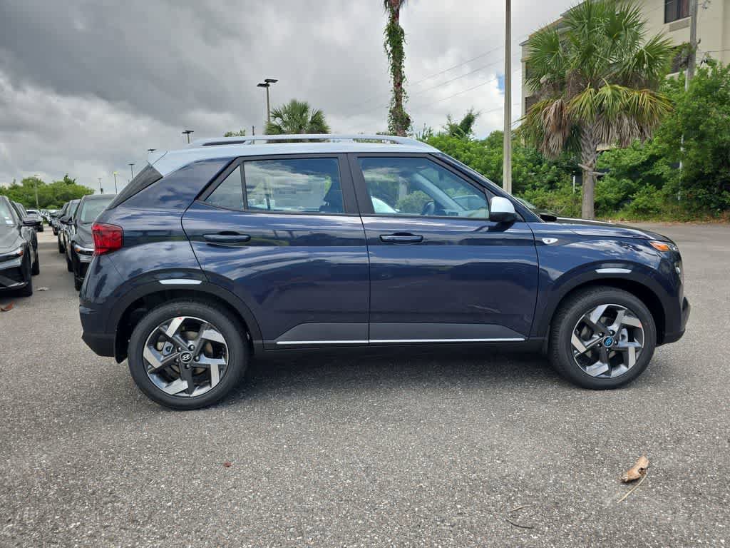 New 2026 Hyundai Venue SEL FWD image 8