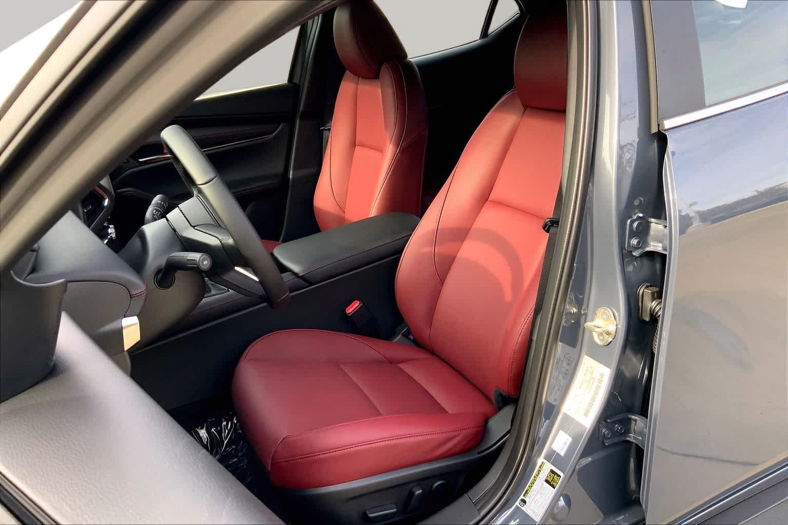 New 2026 MAZDA MAZDA3 Carbon AWD/4WD image 9