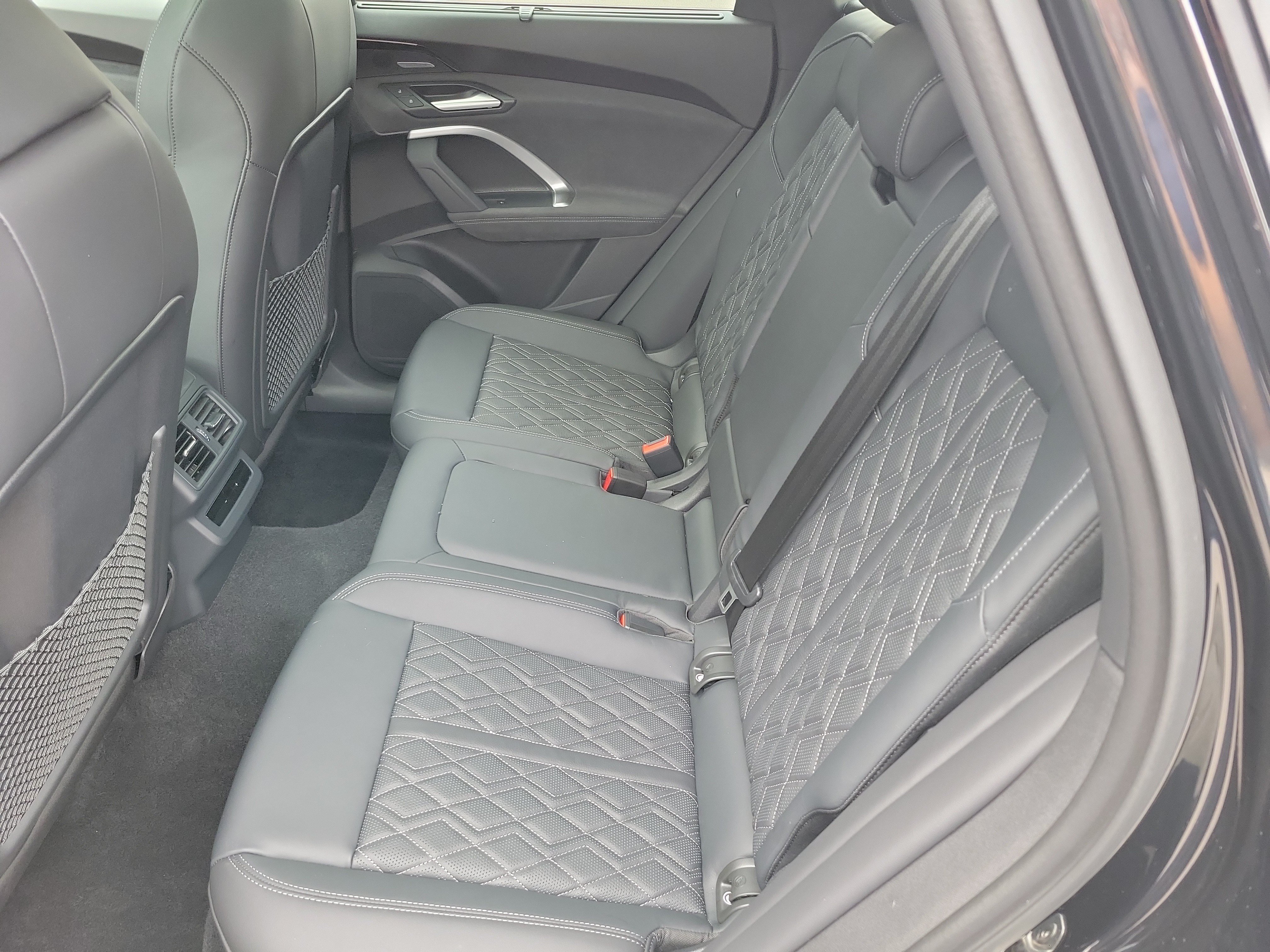 Used 2025 Audi SQ5 Premium Plus AWD/4WD image 9