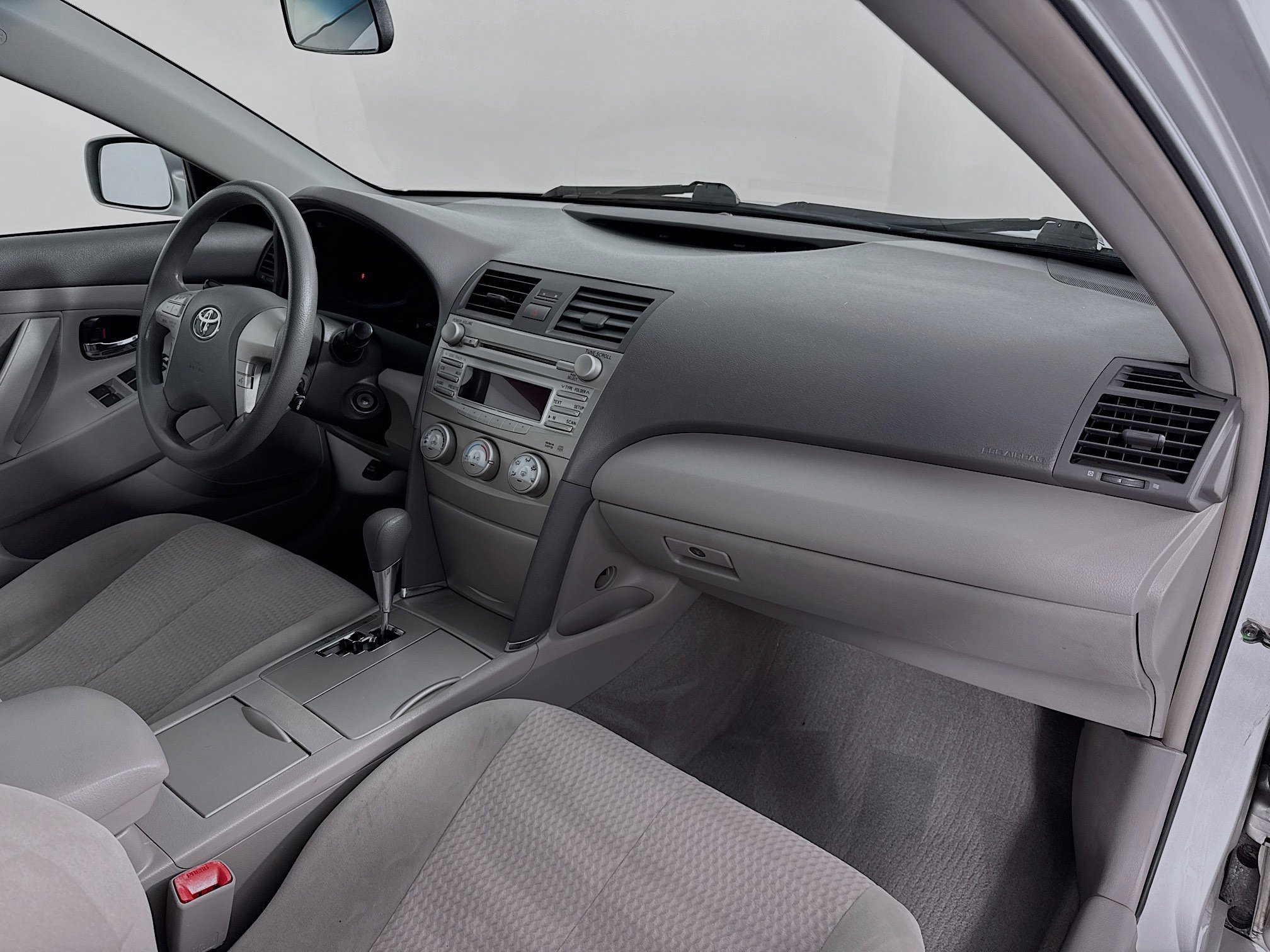 Used 2011 Toyota Camry LE w/ LE Extra-Value Pkg image 26