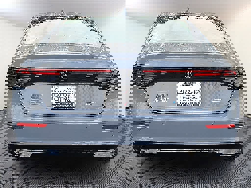 Used 2025 Honda Accord EX-L image 5