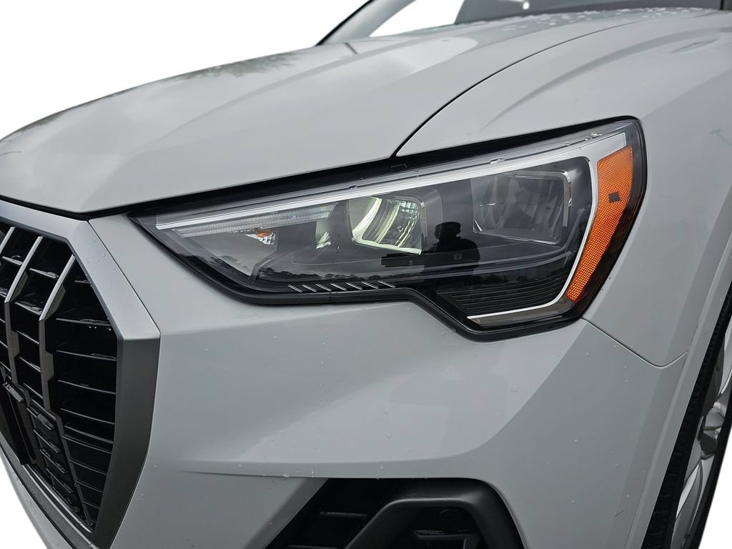 Used 2021 Audi Q3 2.0T Premium w/ Convenience Package AWD/4WD image 32