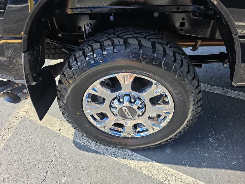 Used 2022 Ford F250 Lariat w/ Lariat Ultimate Package AWD/4WD image 19
