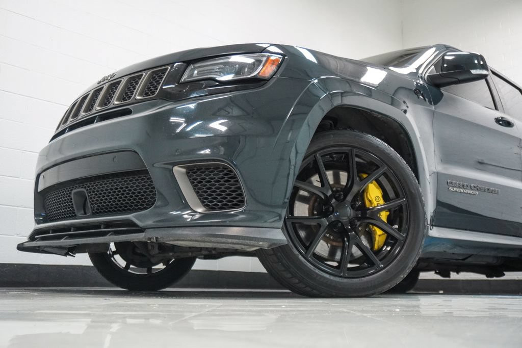 Used 2018 Jeep Grand Cherokee Trackhawk w/ Trailer Tow Group IV AWD/4WD image 2